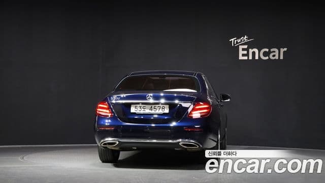 Mercedes-Benz E-класс W213 Avantgarde, 2017 4