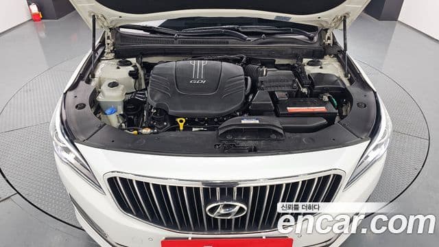 Hyundai Aslan Modern, 2015 6