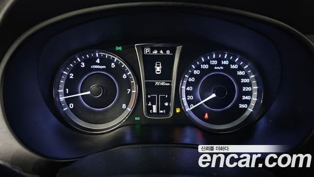 Hyundai Aslan Modern, 2015 8