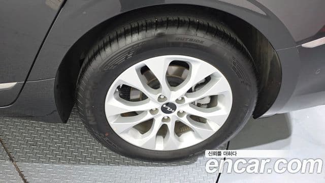 Kia K8 Noblesse, 2022 все фото