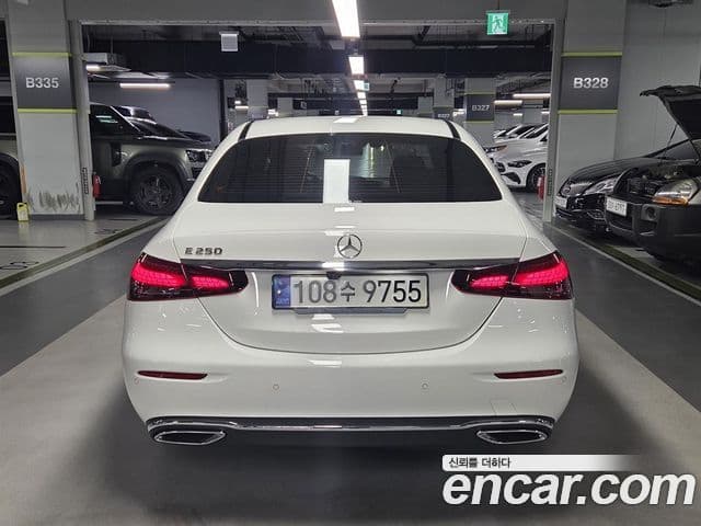 Mercedes-Benz E-класс W213 Avantgarde, 2021 все фото