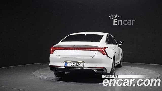 Kia K8 гибрид Noblesse Light, 2022 4