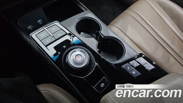 Kia K8 гибрид Noblesse Light, 2022 9