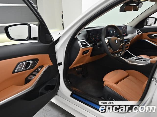 BMW 3시리즈 (G20), 2025 11