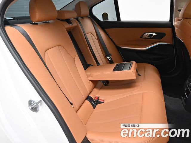 BMW 3시리즈 (G20), 2025 12