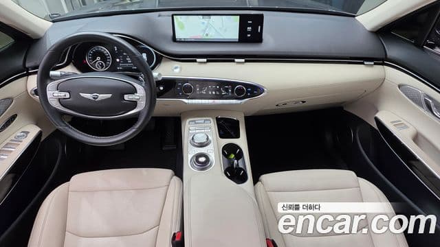 Genesis GV70, 2023 7