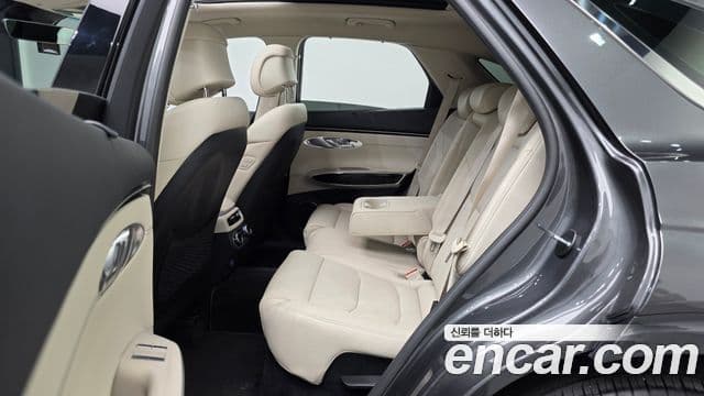 Genesis GV70, 2023 12