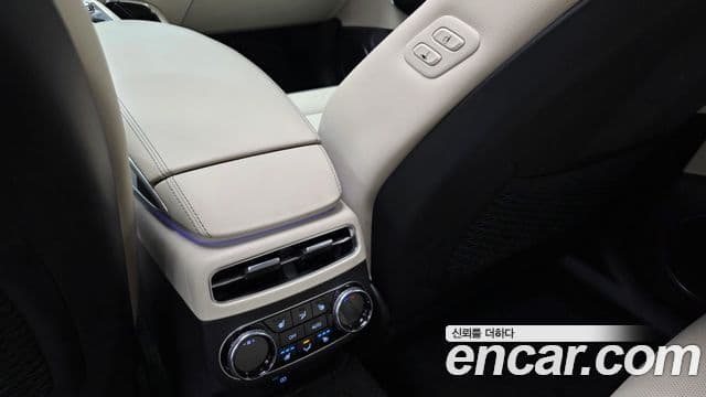 Genesis GV70, 2023 18