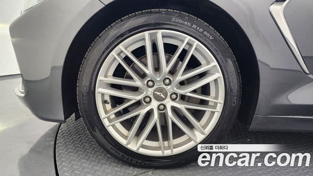 Genesis G70 Elite, 2020 все фото