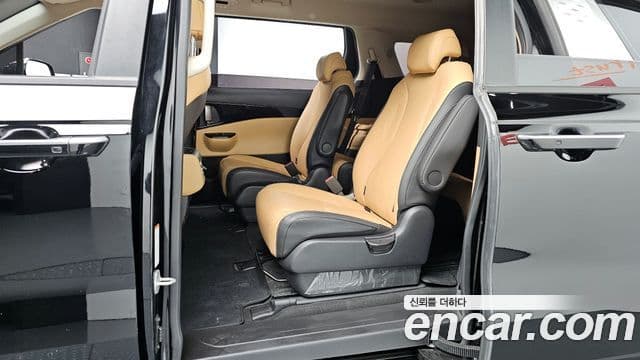 Kia Carnival 4세대 Prestige, 2022 12