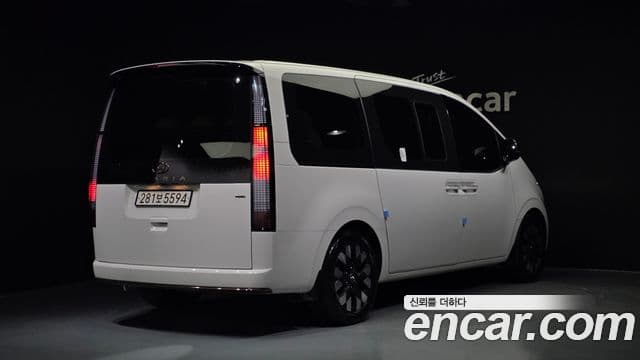Hyundai Staria Inspiration, 2022 2