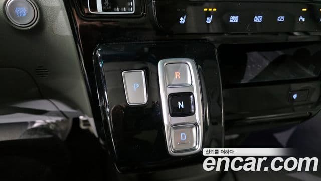 Hyundai Staria Inspiration, 2022 9