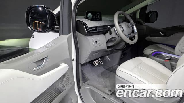Hyundai Staria Inspiration, 2022 10
