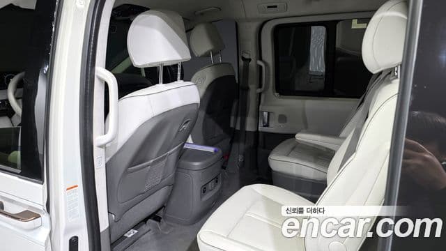 Hyundai Staria Inspiration, 2022 11