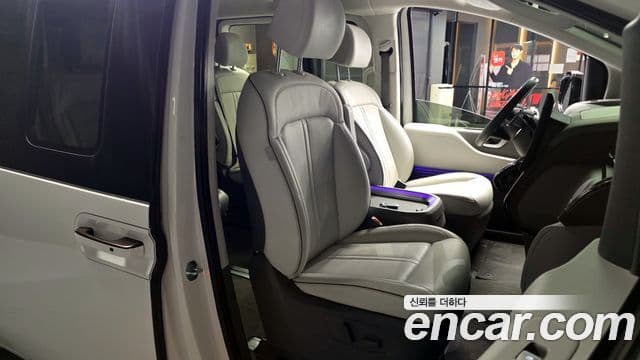 Hyundai Staria Inspiration, 2022 12