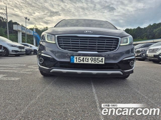 Kia All New Carnival Prestige, 2018 1