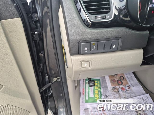 Kia All New Carnival Prestige, 2018 10