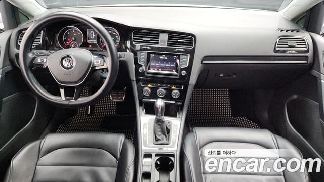 Volkswagen Гольф 7세대, 2014 7