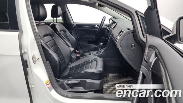 Volkswagen Гольф 7세대, 2014 11