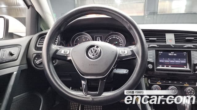 Volkswagen Гольф 7세대, 2014 13