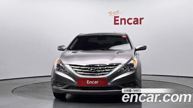 Hyundai YF Sonata люксовая версия, 2010 3