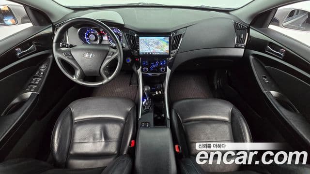 Hyundai YF Sonata люксовая версия, 2010 7