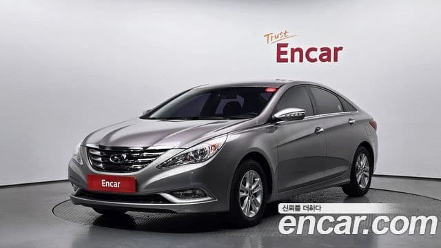 Hyundai YF Sonata чёрный, 2011 1