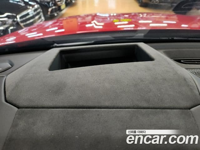 Lamborghini Urus 4.0 V8 SE, 2025 12