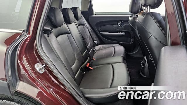 Mini Cooper D 클럽맨 2세대, 2018 12