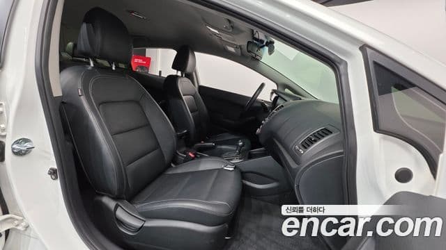 Kia K3 Prestige, 2013 10