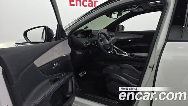 Peugeot 5008 2세대 2.0 BlueHDi GT, 2020 10