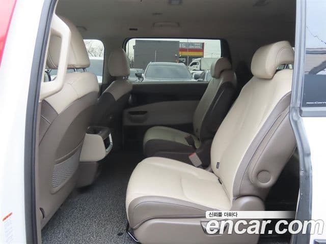Kia Carnival 4세대 Prestige, 2022 8
