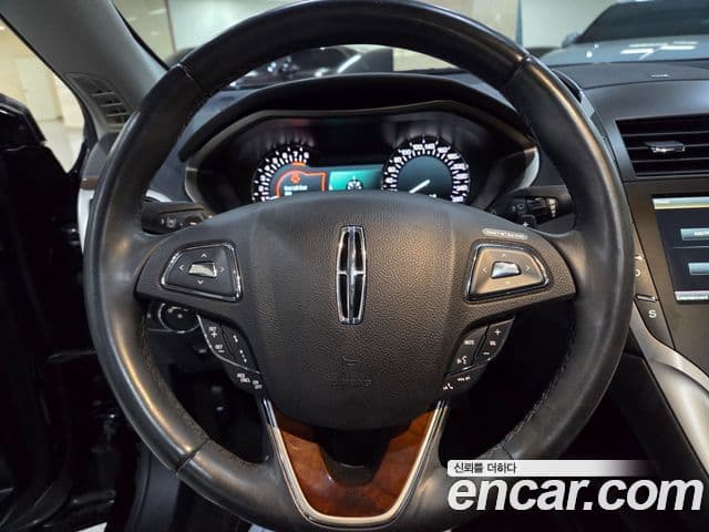 Lincoln New MKZ 2세대, 2016 9