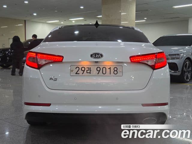 Kia K5 Prestige, 2011 4