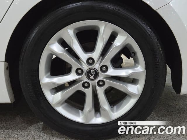 Kia K5 Prestige, 2011 20