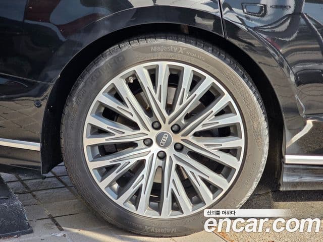 Audi A8 (D5) 55 TFSI Quattro Premium LWB, 2022 8