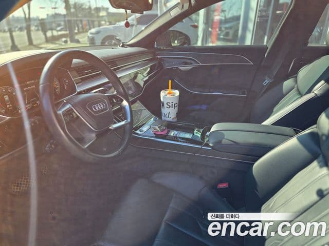 Audi A8 (D5) 55 TFSI Quattro Premium LWB, 2022 12