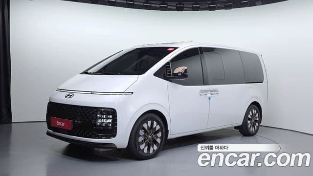 Hyundai Staria Inspiration, 2024 1