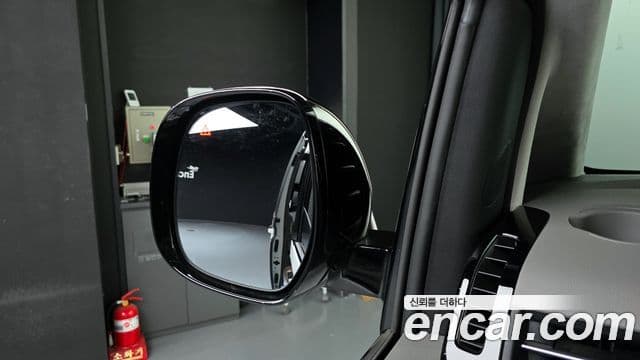 Hyundai Staria Inspiration, 2024 17