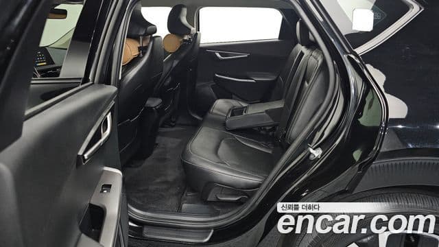 Kia EV6 Air, 2023 11