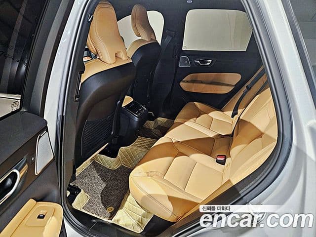 Volvo XC60 2세대 B6 Ultimate Bright, 2024 17
