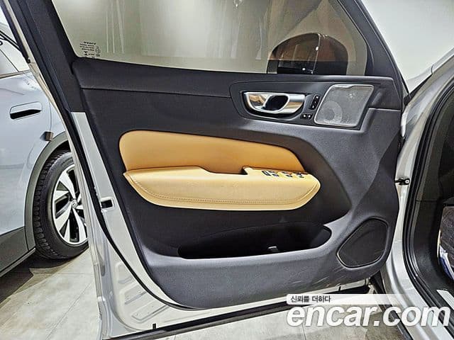 Volvo XC60 2세대 B6 Ultimate Bright, 2024 18