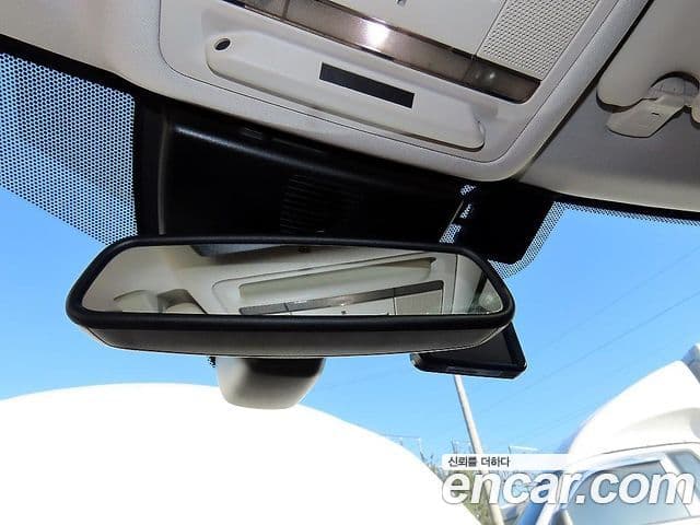 Jaguar XE Prestige, 2016 16