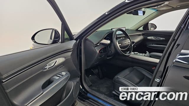 Genesis GV70, 2023 10