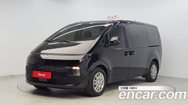 Hyundai Staria Modern, 2023 1
