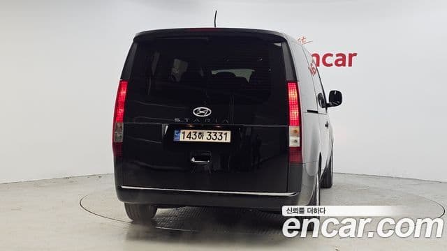 Hyundai Staria Modern, 2023 4