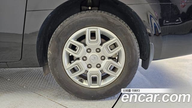 Hyundai Staria Modern, 2023 все фото