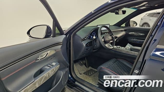 Genesis GV70, 2022 10