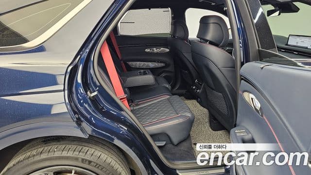 Genesis GV70, 2022 12