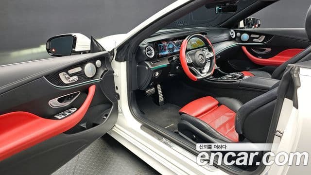 Mercedes-Benz E-класс W213 E220d кабриолет, 2018 11